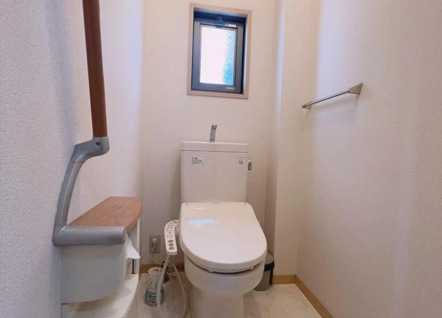 アーバンハイツ渡辺通a棟 Apartamento Fukuoka  Japão