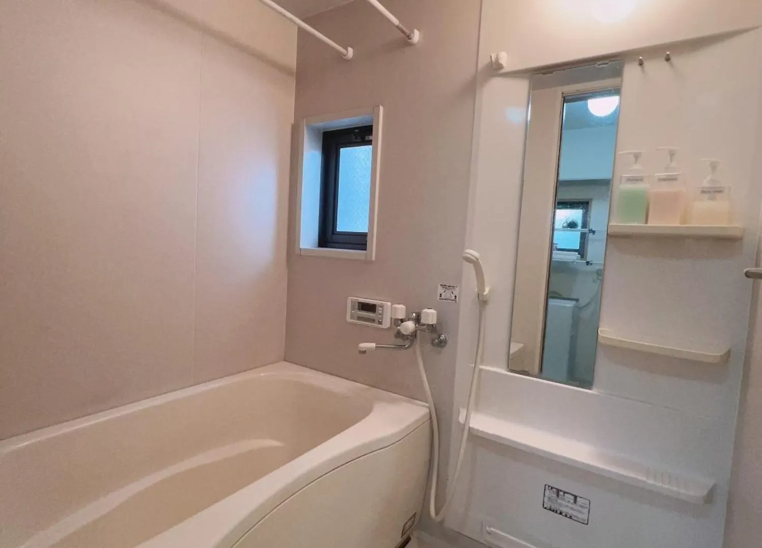 アーバンハイツ渡辺通a棟 Apartamento Fukuoka  Japão